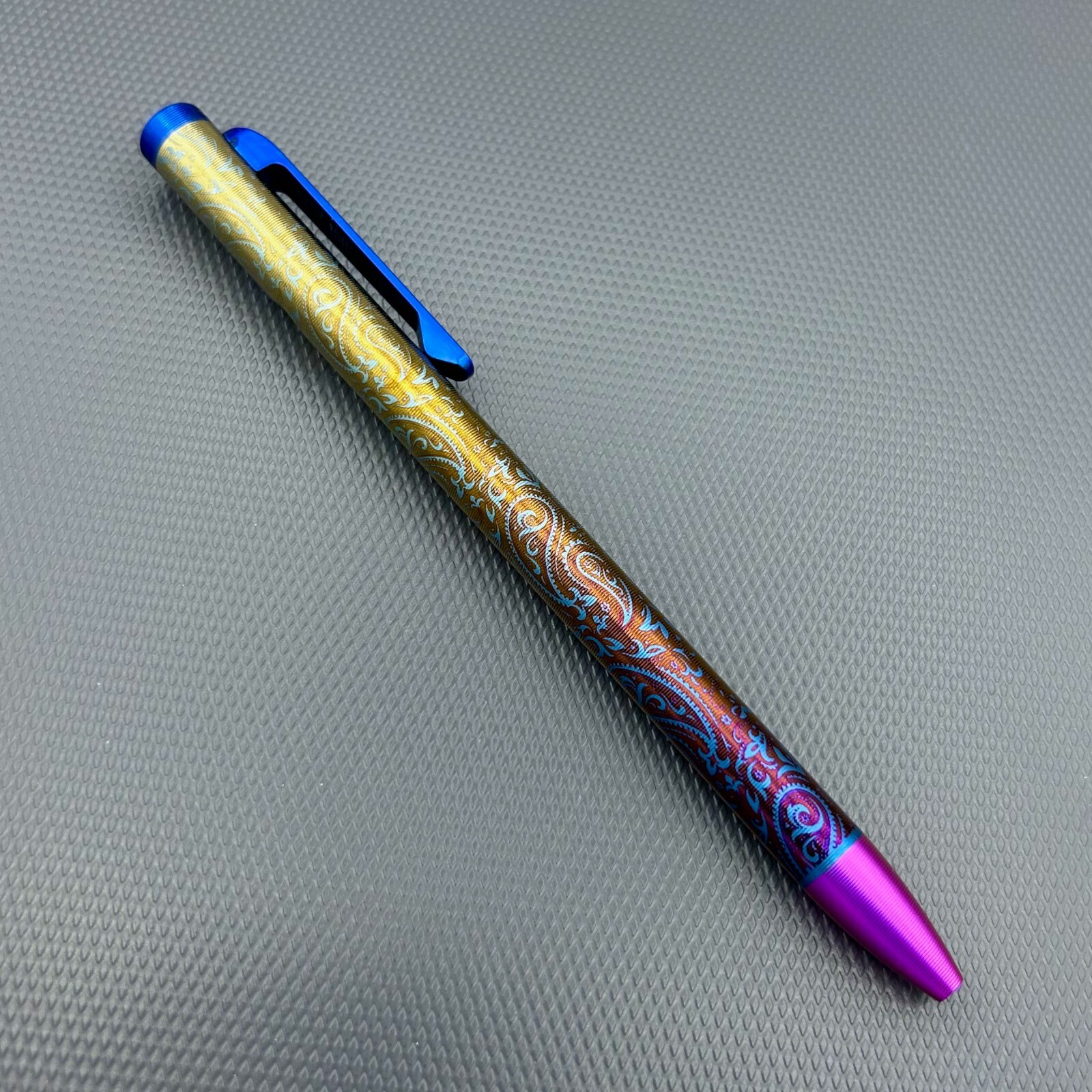 Tactile Turn – Titanium Slim Bolt Action Standard Size Pen Paisley Pn Ano Colors