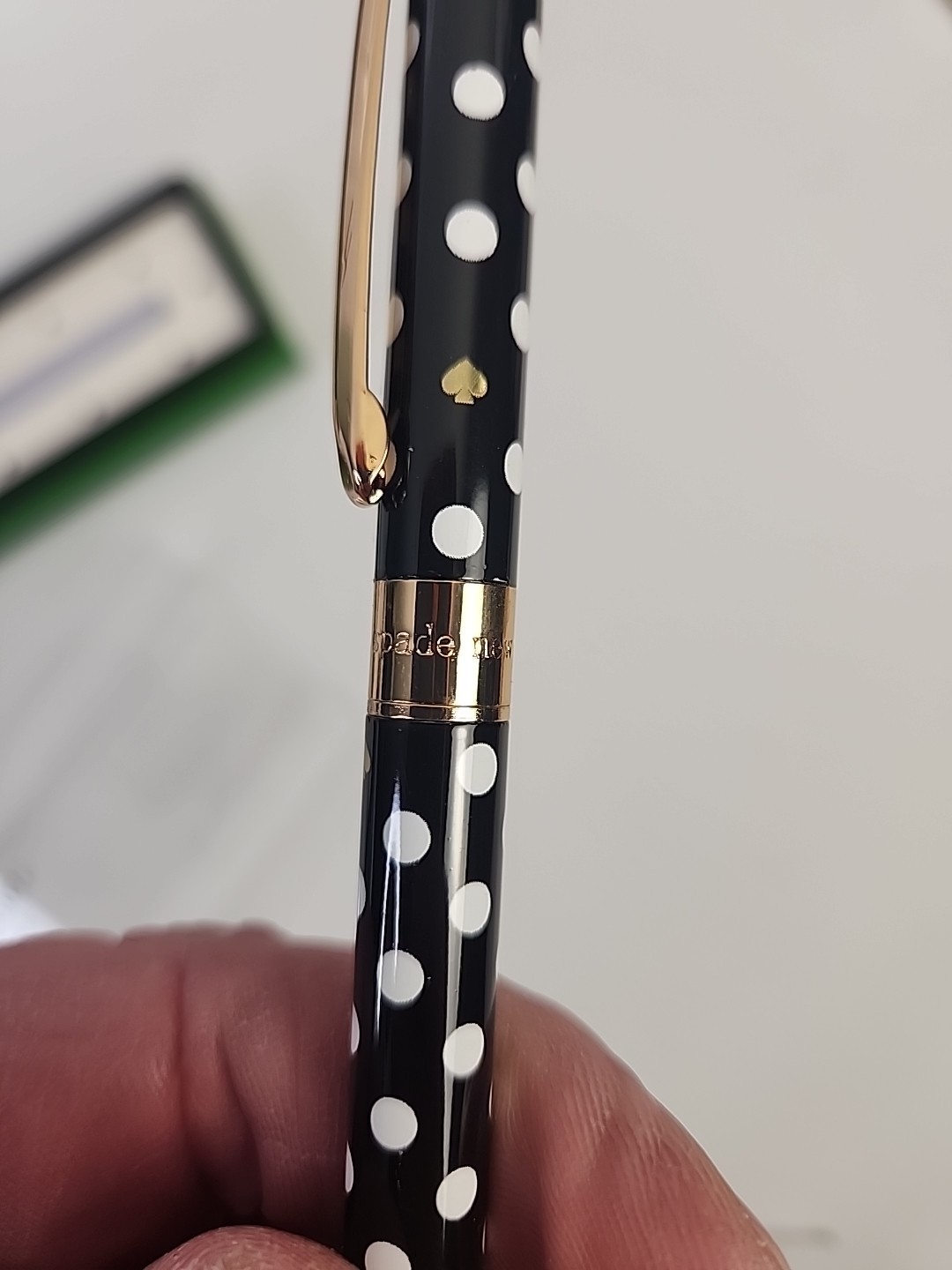 KATE SPADE New York «Polka Dot» Black Ink Ballpoint Pen w/Gift Box NEW