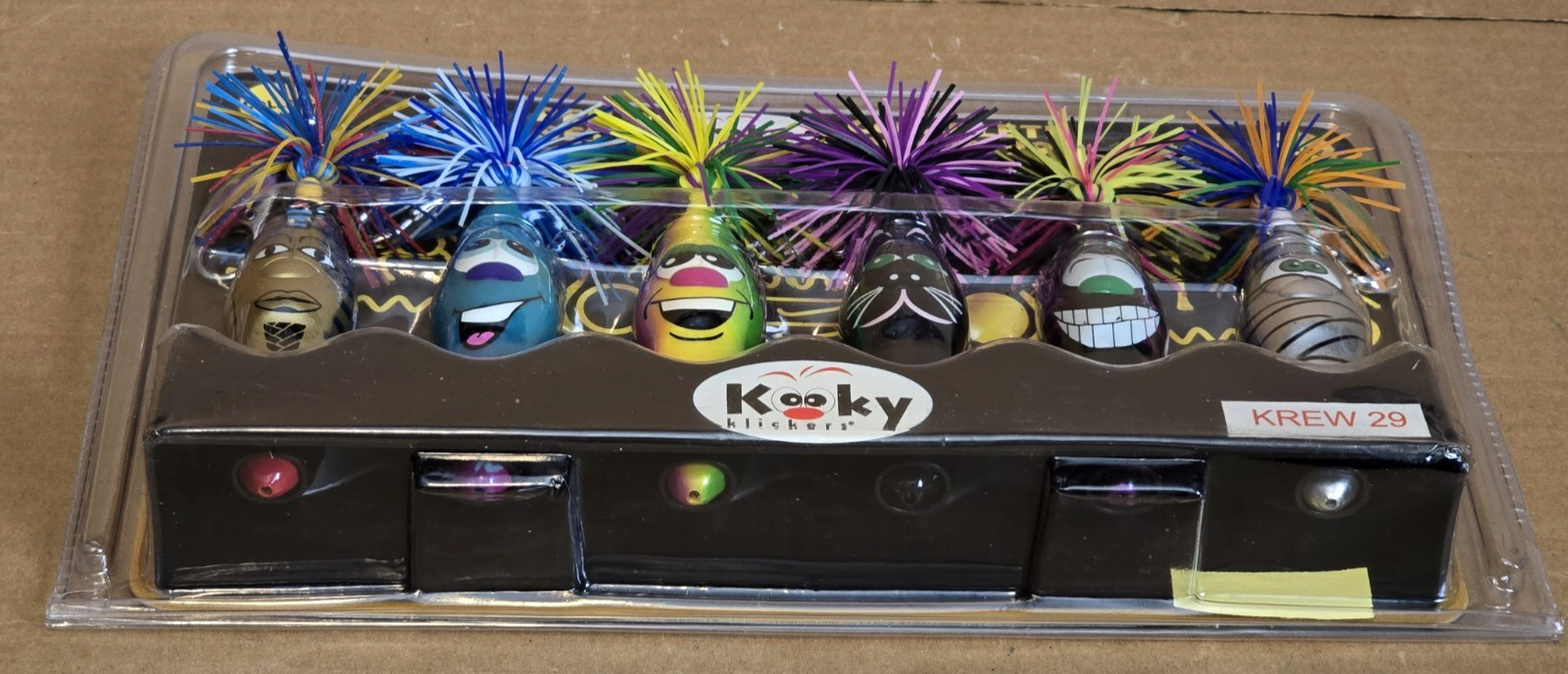Kooky Klickers Complete Krew 29 Pen Set with Stand – New & Factory Sealed – 2008