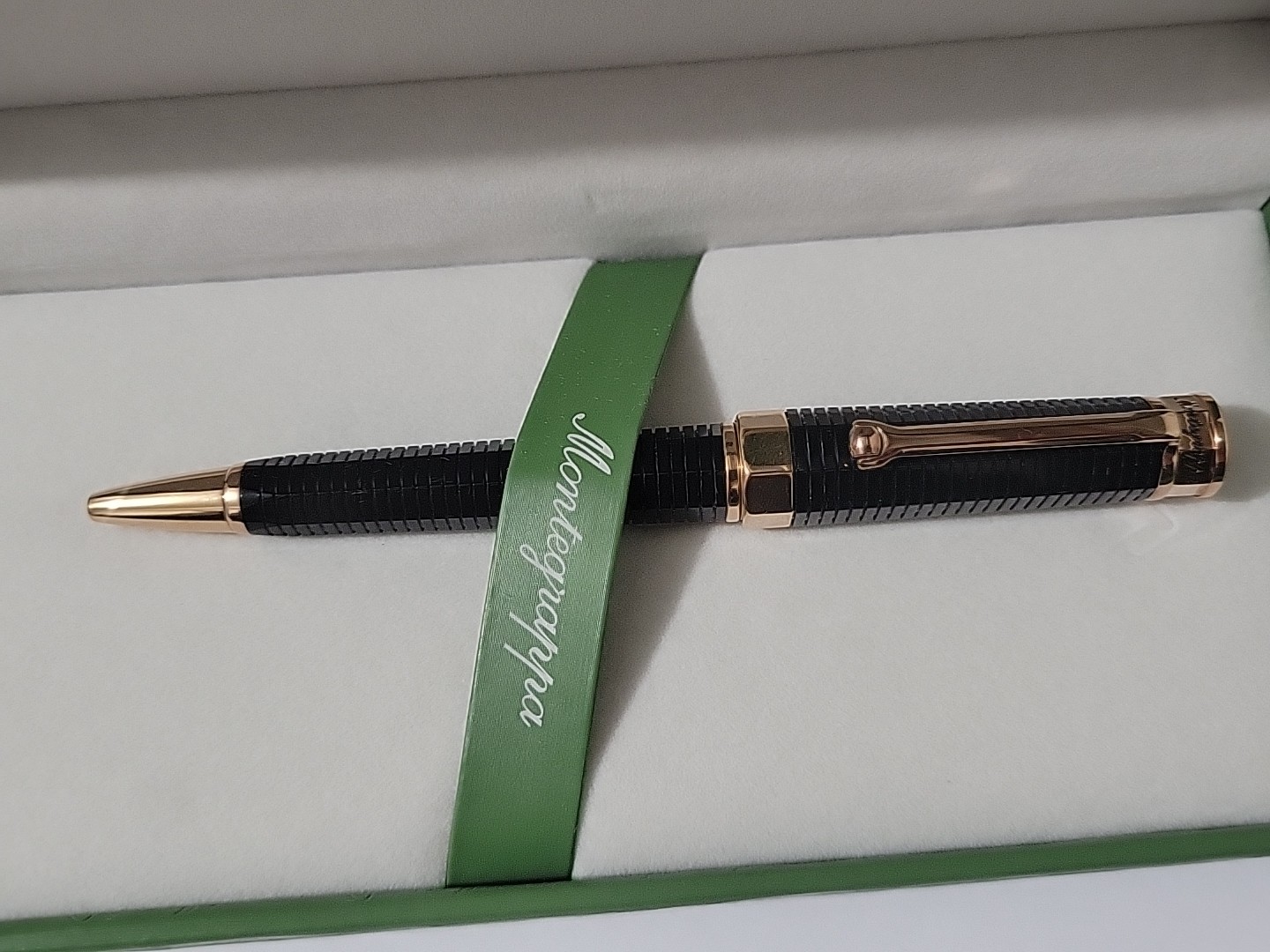 Rare Luxury Montegrappa Black Resin Rollerball Pen Rose Gold Trim w/ Box Italy