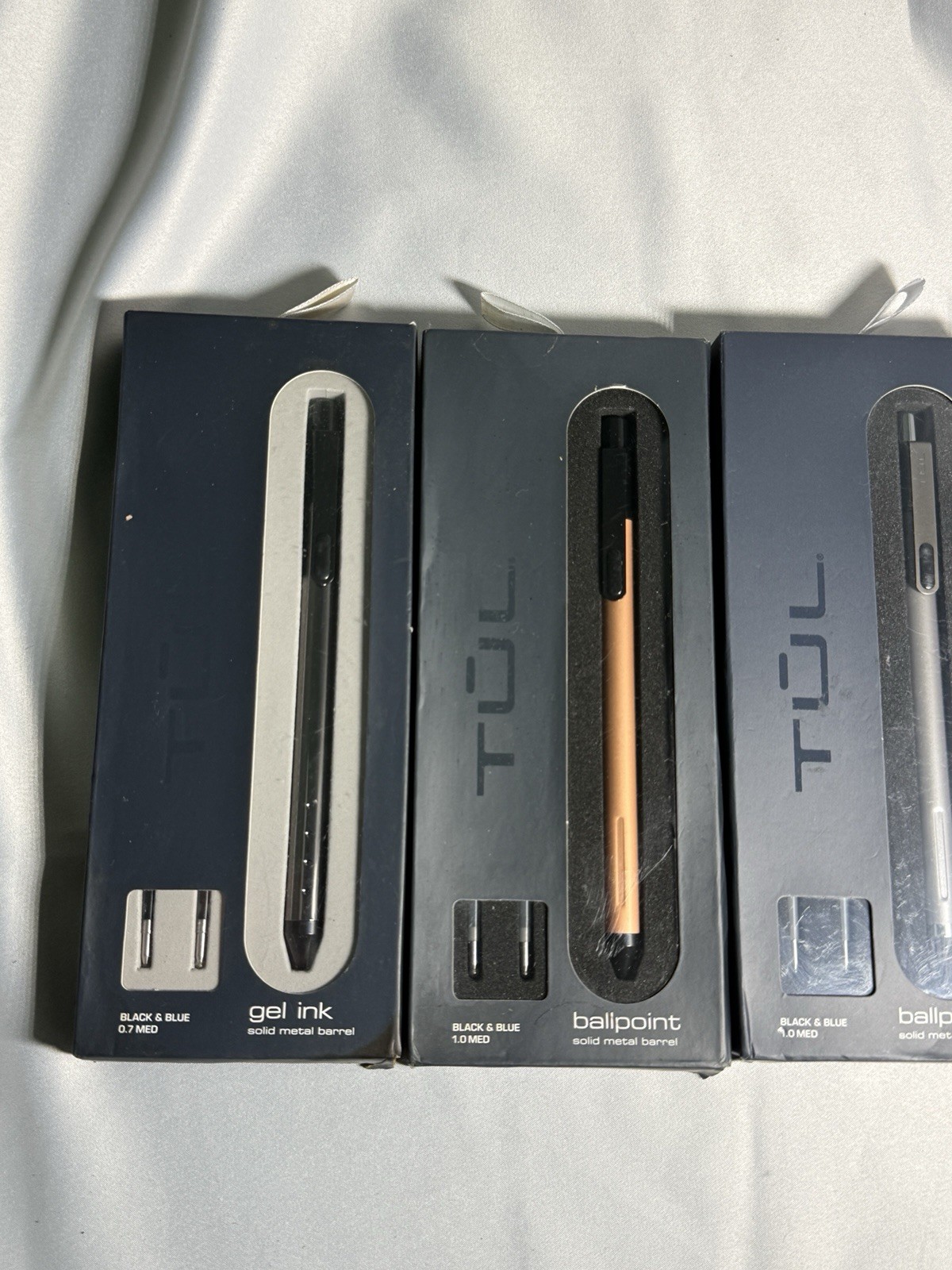 Lot Of FOUR Tul Ballpoint & Gel Pens 1.0/0.7 Medium Black and Blue Ink New