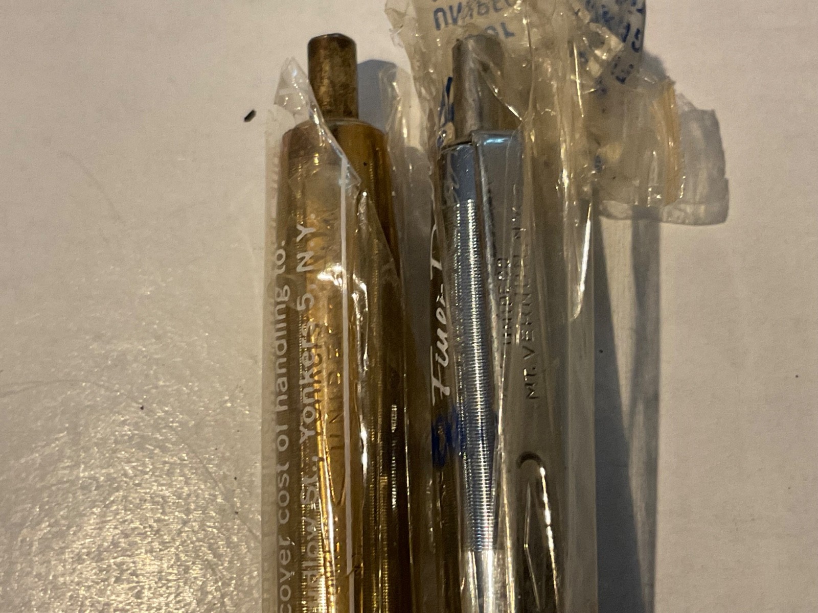 Lot of 2 Vintage Unipeco Advertising Pens in Fragile Original Packaging. A3