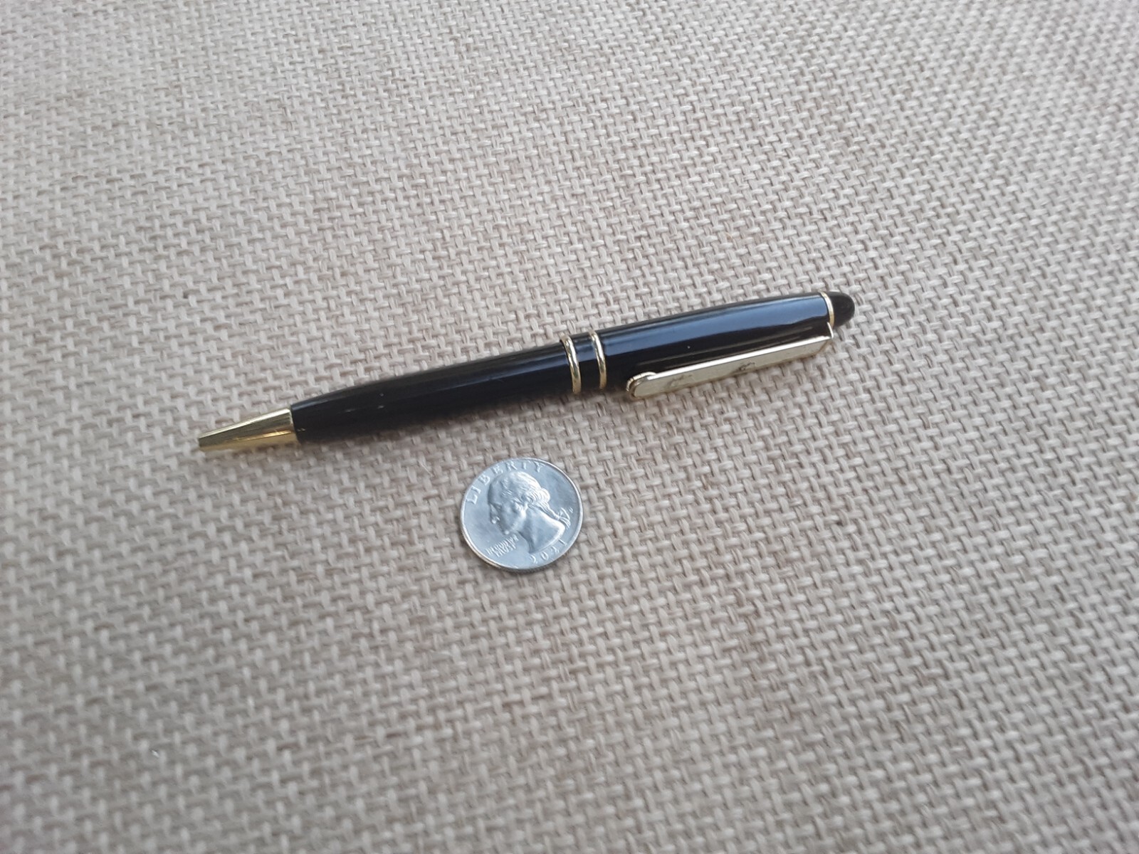 VTG Ballpoint Pen W/A Scrimshaw Sailboats Pocket Clip in Good Working Condition