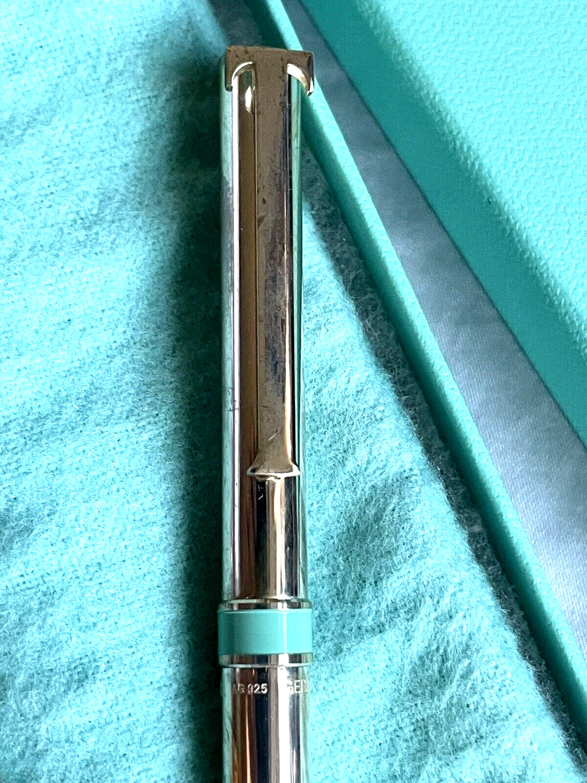 NWOT TIFFANY & CO 925 STERLING SILVER BALLPOINT PEN BLUE ENAMEL RIM NEVER USED