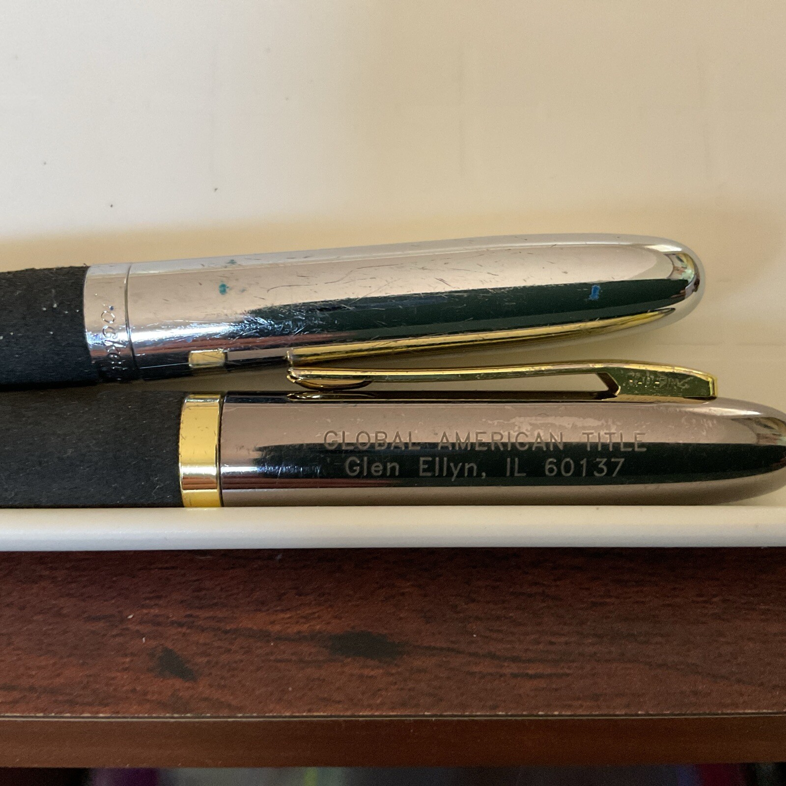 SET OF 2 POCKET PENs Black Cushioned One Is Generic. Ref74