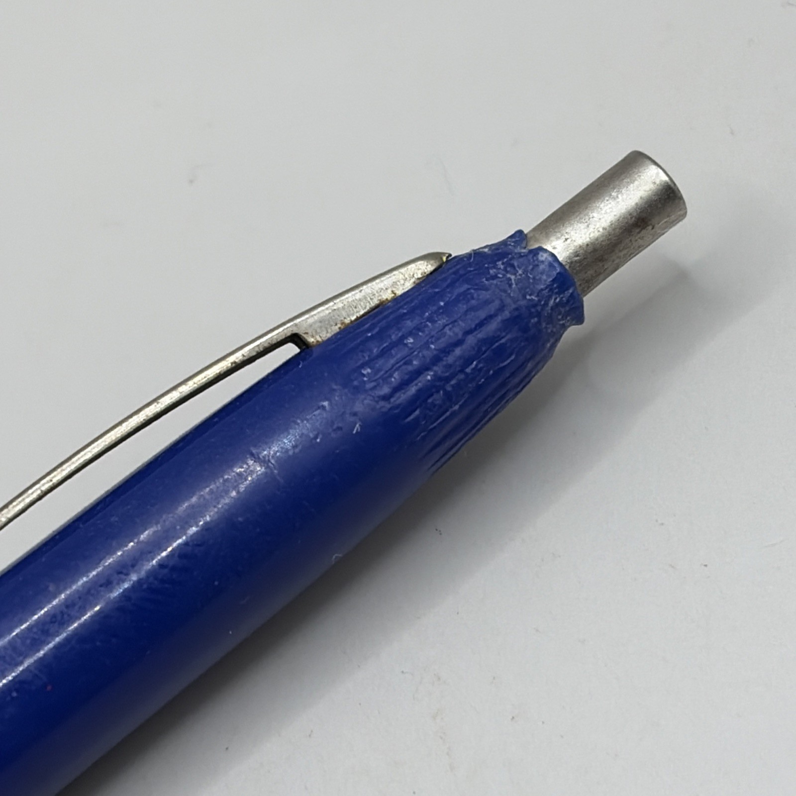 VTG Ballpoint Pen HOWE MOTOR SALES Lincoln Mercury Montego Cougar Macomb IL
