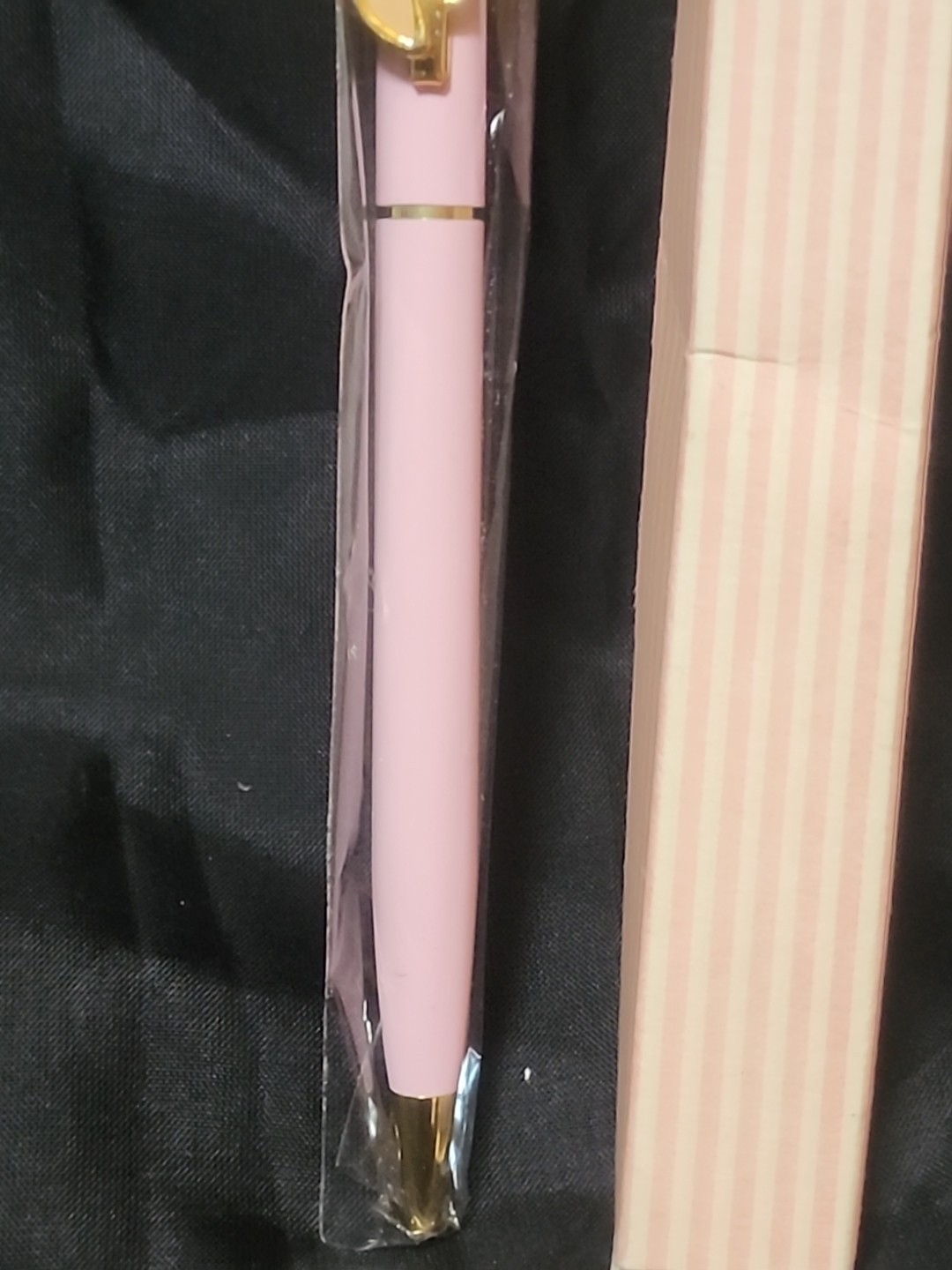 Vintage 1995 Avon Pink Enamel Breast Cancer Awareness Ballpoint Pen