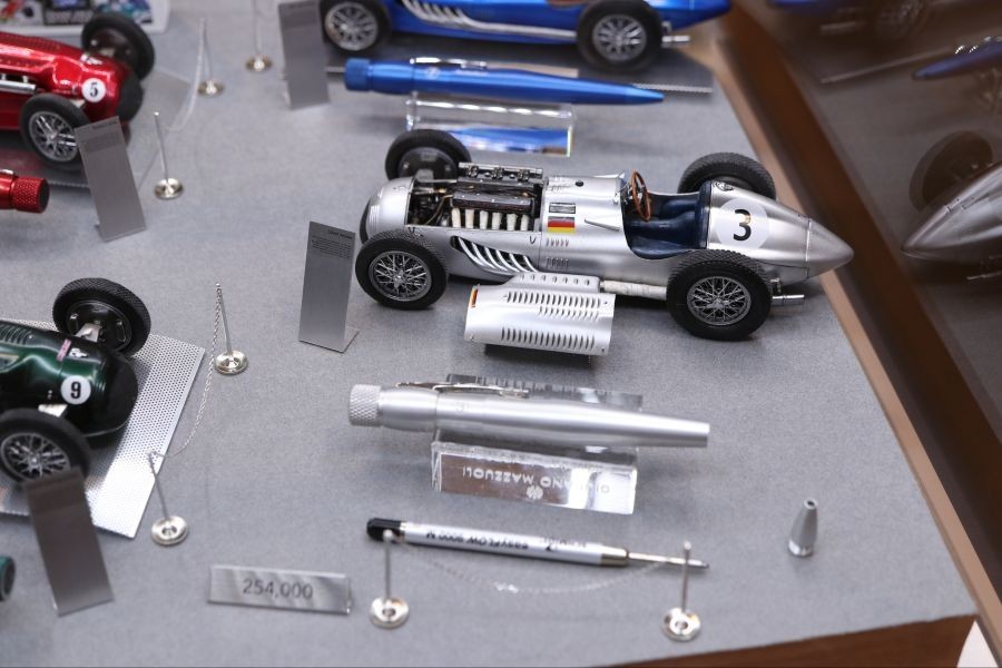 Giuliano Mazzuoli F1 Grand Prix Fomual Pen
