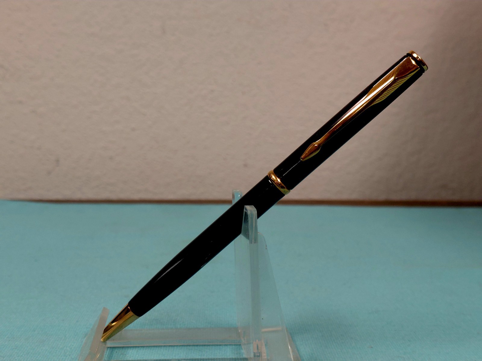 Parker Insignia Black Lacquer Ballpoint Pen 3 Pack w Hard Shell Case New NIB NOS