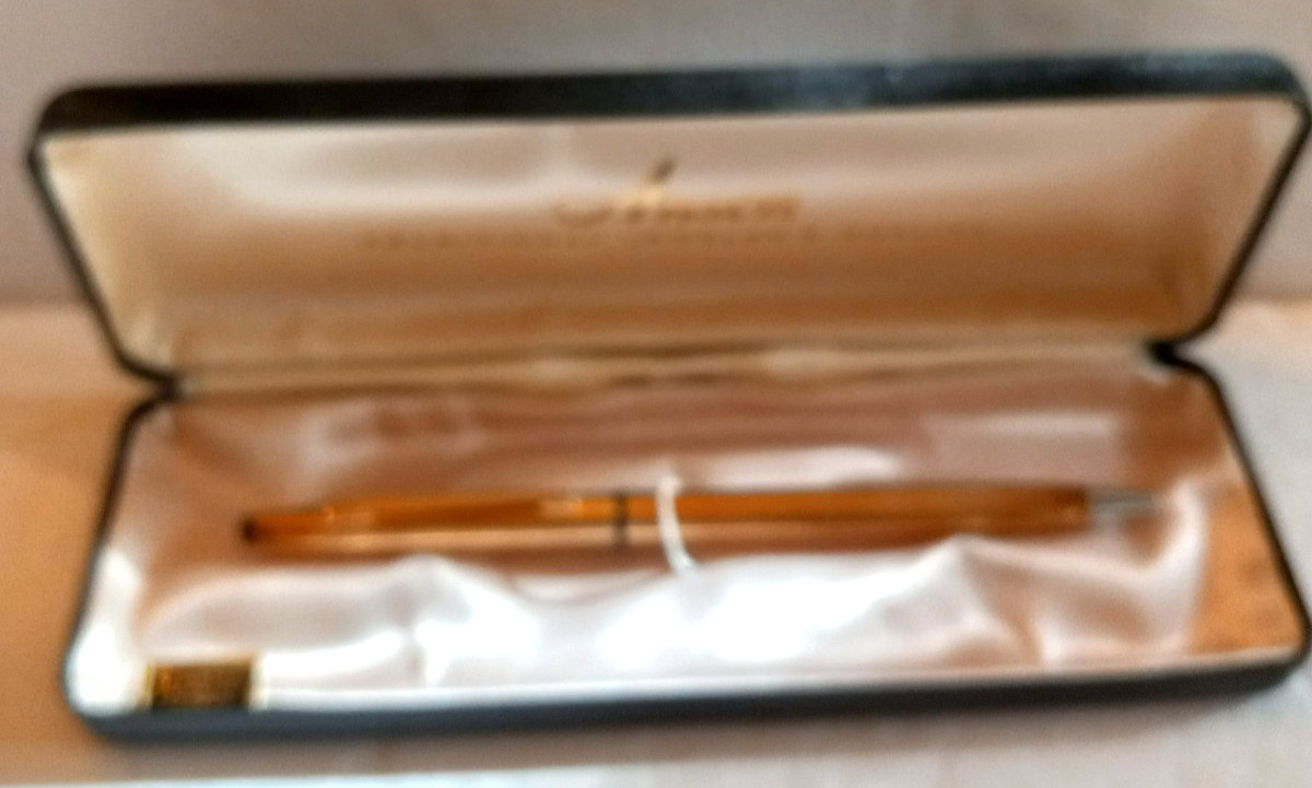 VINTAGE ANSON GOLD TONE BALL POINT PEN GIFT BOX INK DRY AGED SOLD AS-IS