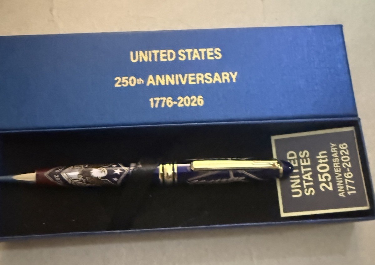 United States 250 Anniversary pen great for Father’s day Engraved design