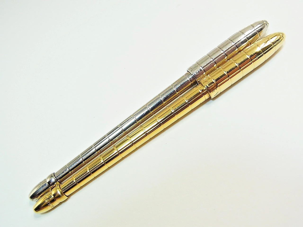 Louis Vuitton LV Ballpoint Pen Gold & Silver 2pcs set for Agenda