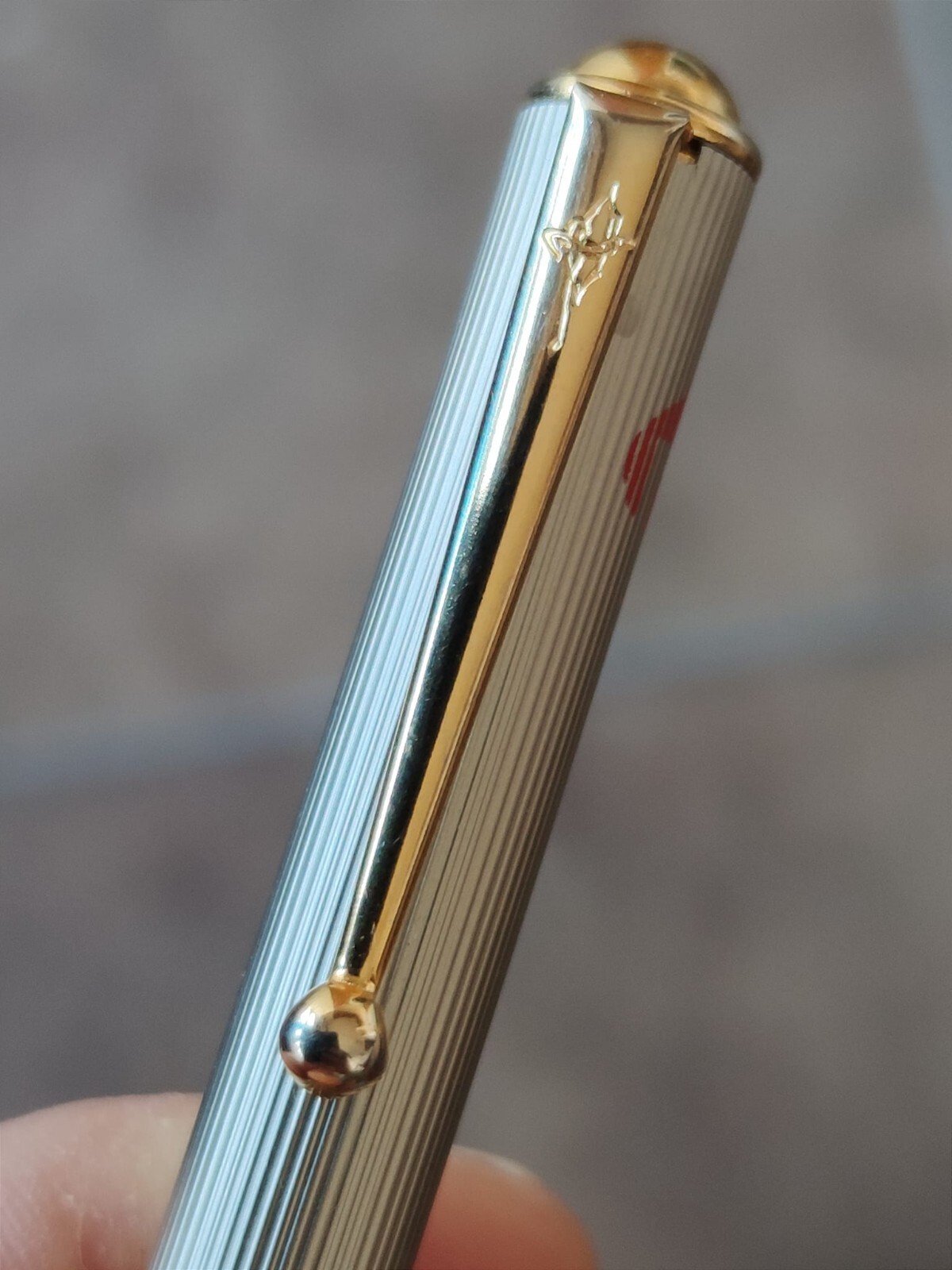 🔴Well made Ballpoint pen – Unknown for me but with logo🔴