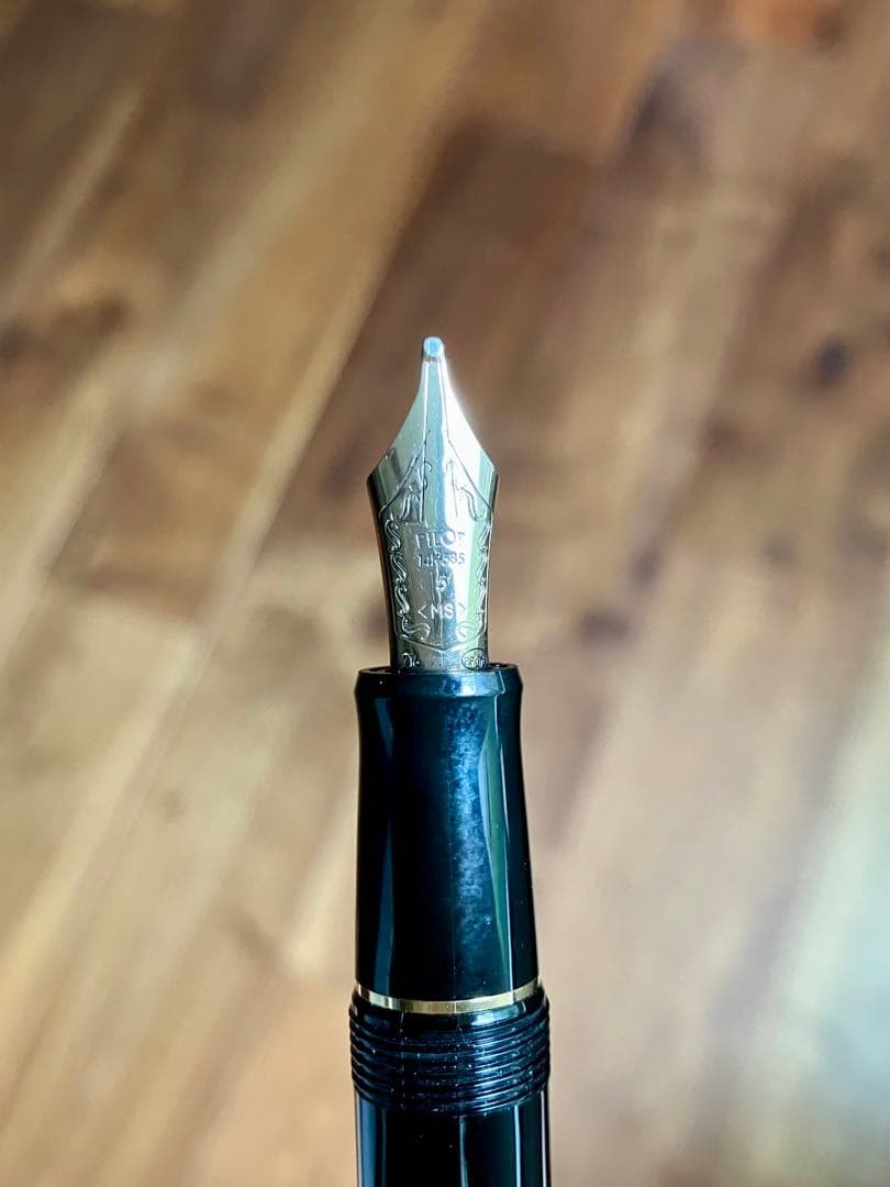 Pilot Custom 74 Fountain Pen 14K Ms Music Nib Black Axis 1