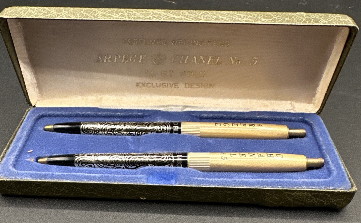 Vintage Arpege Channel No.5 14k Gold Filigree Perfumed Writing Pens w/Hard Case
