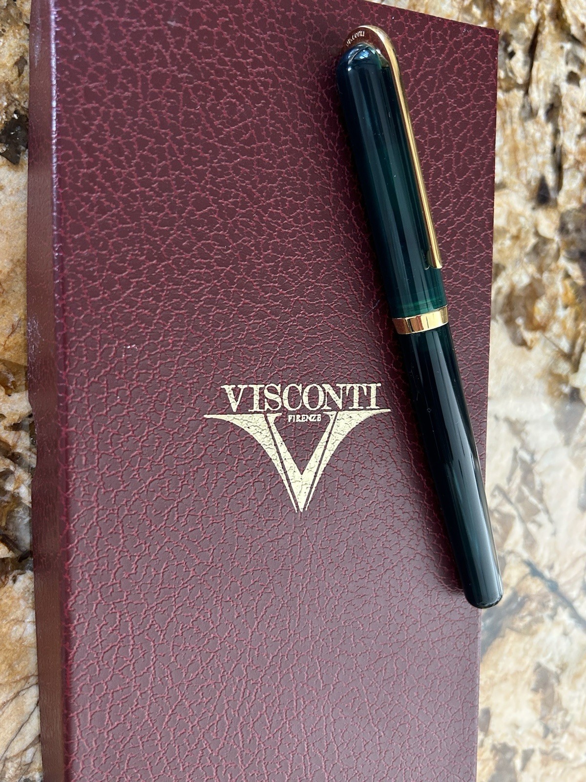 Visconti Pericle Green Pearlescent Rollerball Pen With Original Box. PRISTINE !!