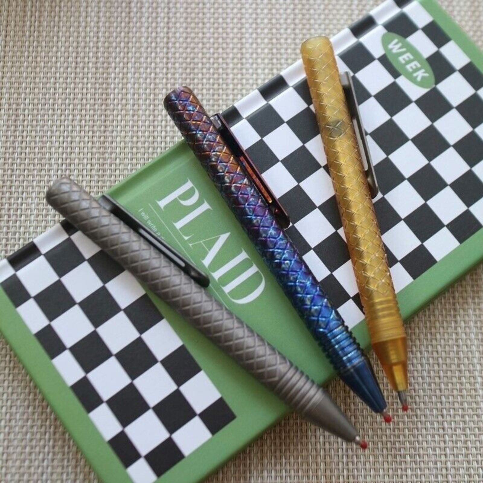 New EDC Titanium Alloy + POM / PEEK / PEI Pocket Pen Ballpoint Signature Gel Pen
