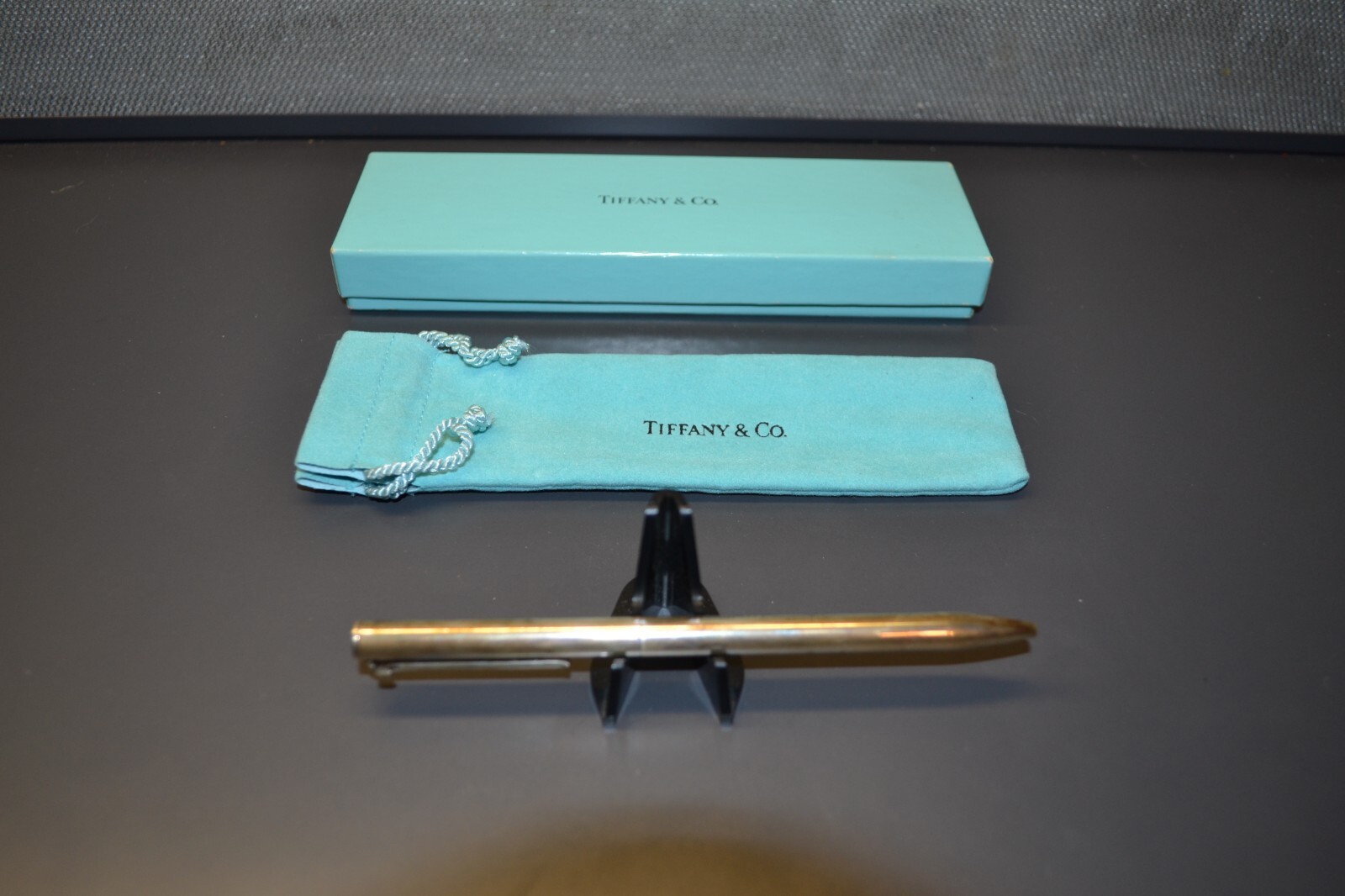 TIFFANY & CO Sterling .925 Silver «T» Pocket Clip Pen Box & Bag w 2 Refills