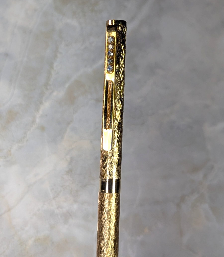 Primax Jeweled Rhinestone Ink Pen w/ Gold-Toned Textured Metal Twist Ballpoint