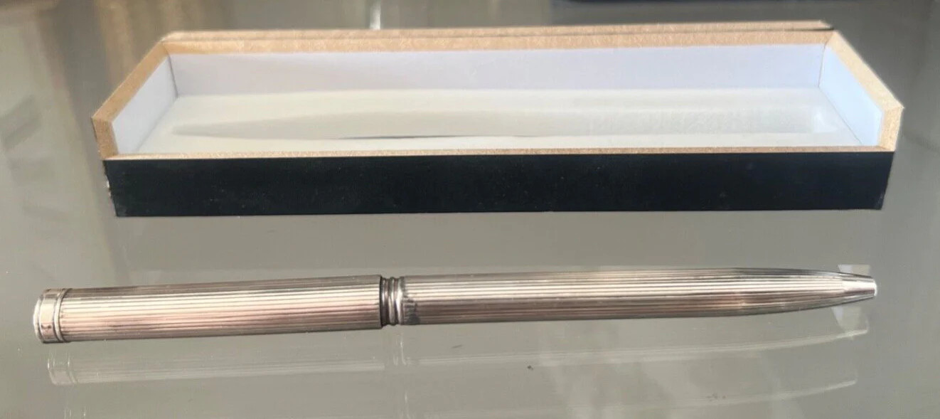 Vintage Solid Silver Fountain Pen Sfera Bass Relief Stripes Italy 9