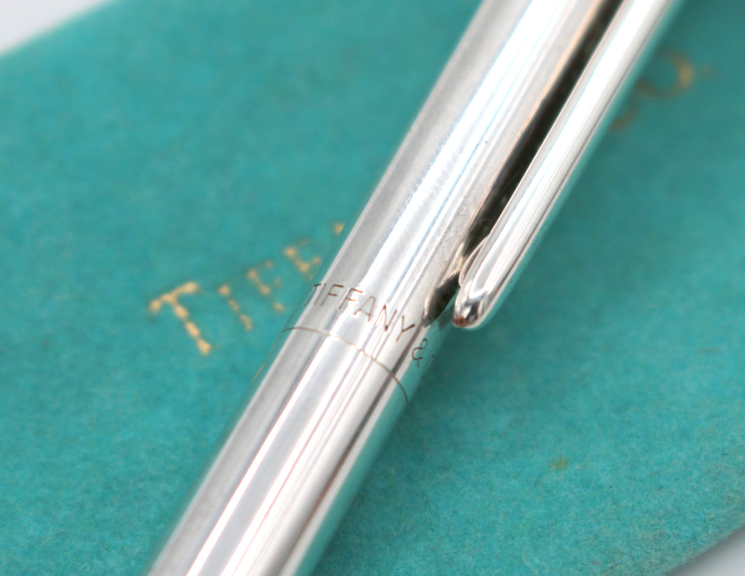 TIFFANY&CO. Sterling Silver 925 Golf Ball Clip Ballpoint Pen w/ Pouch