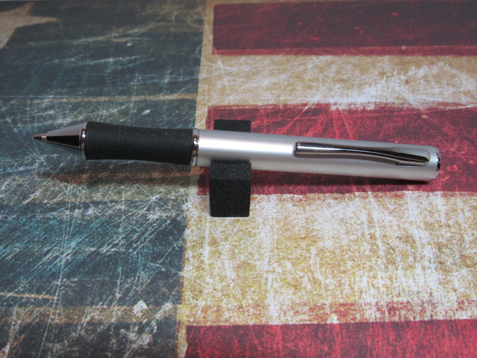 TERZETTI MINI METAL BALLPOINT PEN W/STYLUS TIP- MODEL TWIST/ 2 SPARE REFILLS