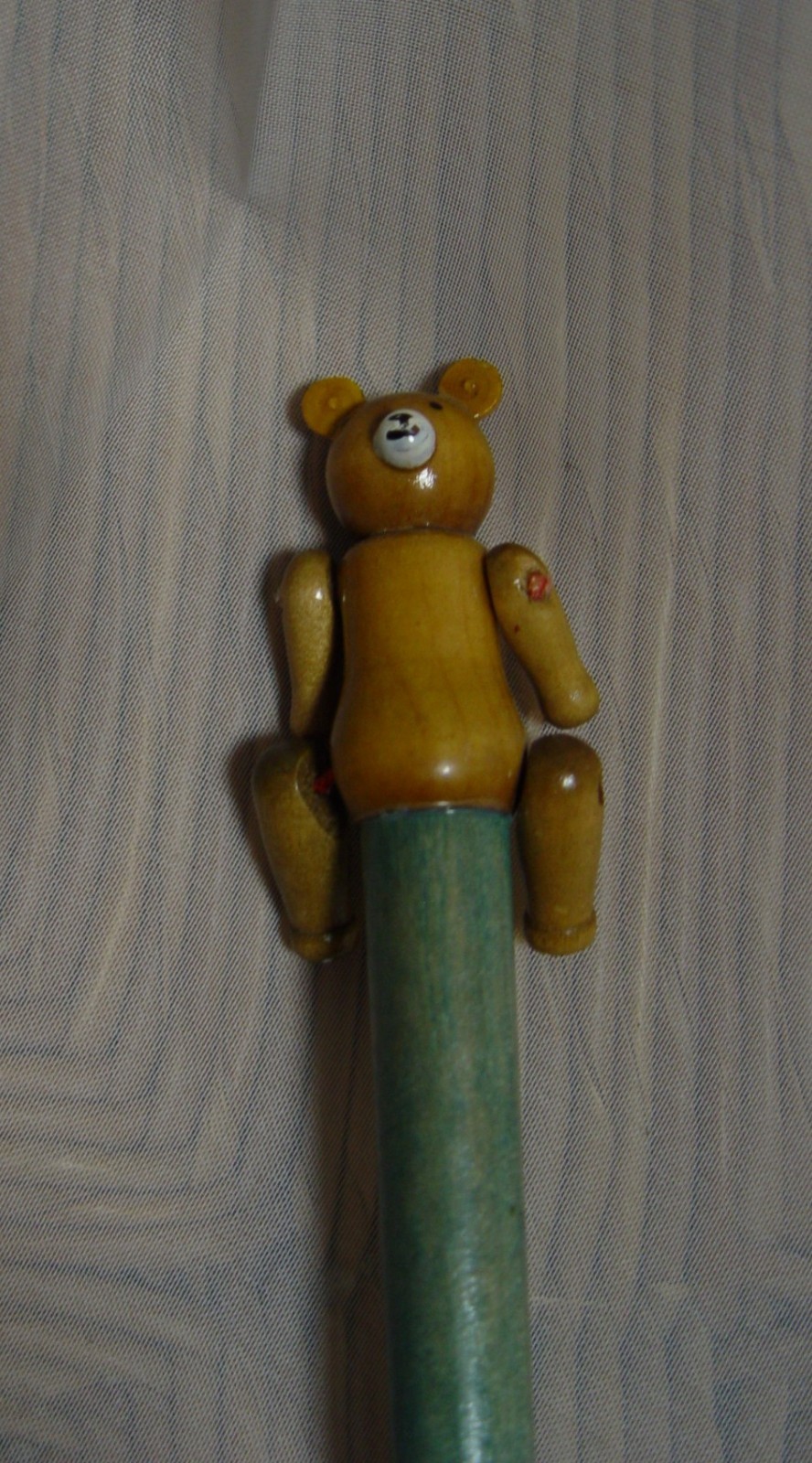 Vintage Articulated Wooden Teddy Bear Novelty Pen Green Hand-Painted (ink dried)