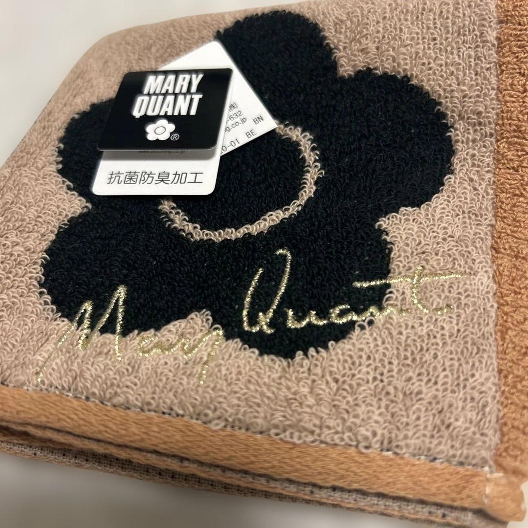 MARY QUANT enamel pouch towel handkerchief #fe2f64