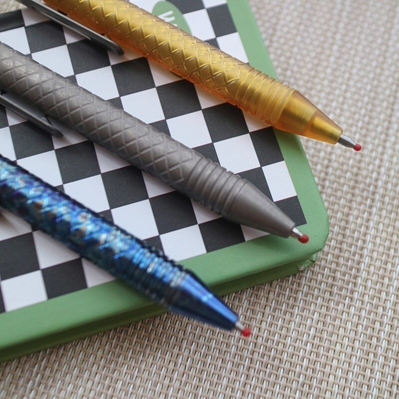 New EDC Titanium Alloy + POM / PEEK / PEI Pocket Pen Ballpoint Signature Gel Pen