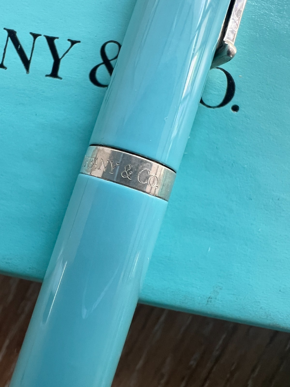Tiffany & Co Blue Executive Ballpoint Silver «T» Pen ( Box & Pouch)