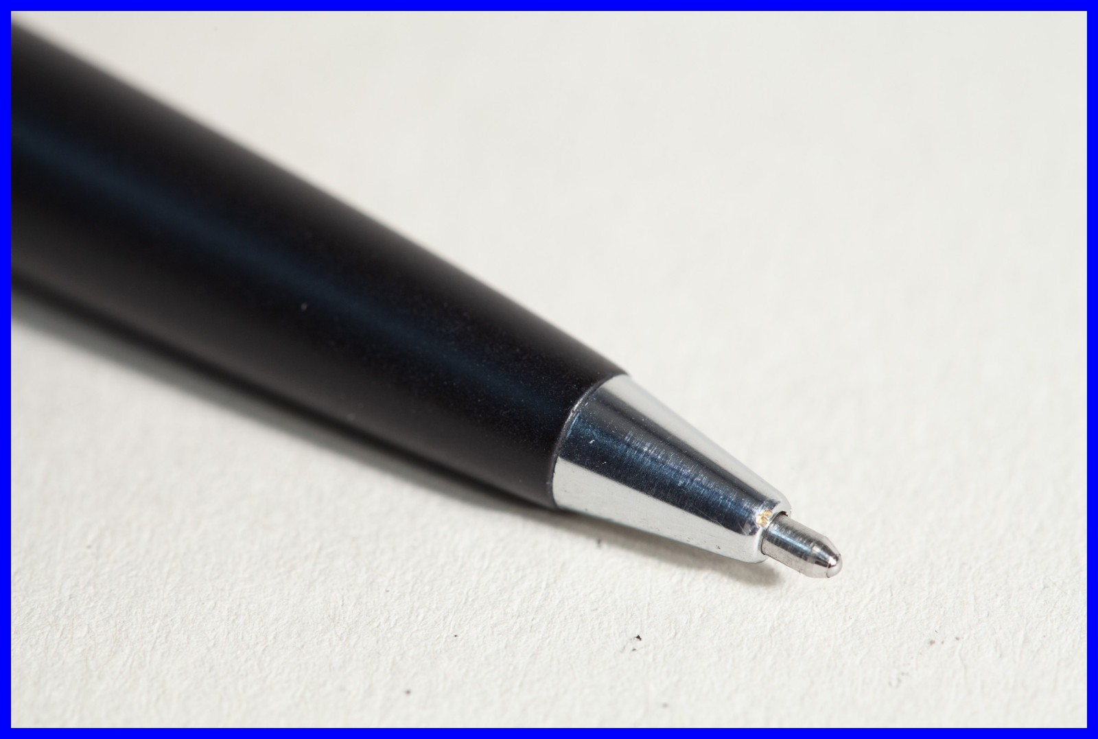 1971s Pelikan SILVEXA 20 Ballpoint Pen Line Textured Silver & Black