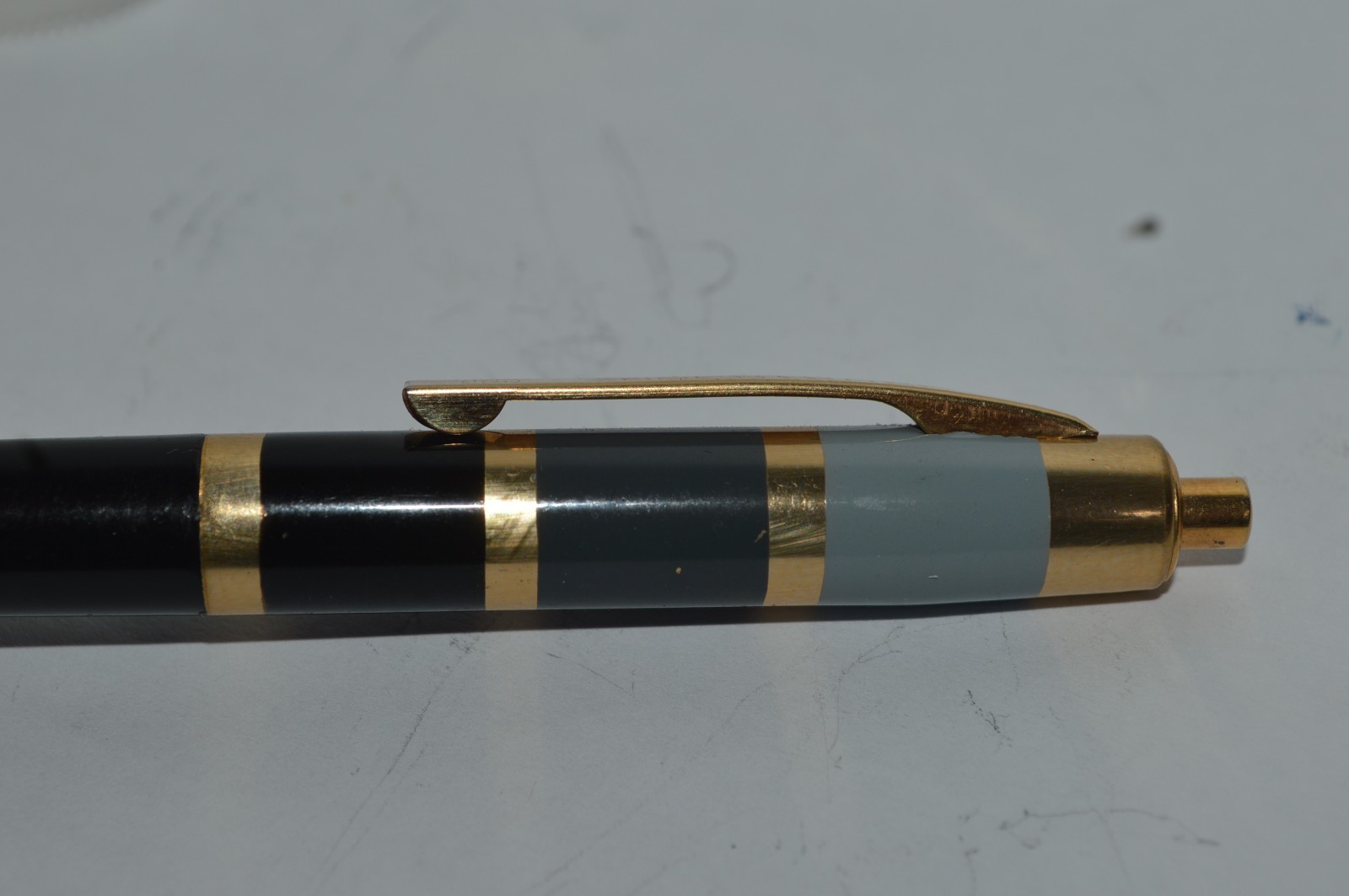 KWIK KLIK Ballpoint Pen New-Old Stock Black Barrel Metal Cap Made In USA 1960s