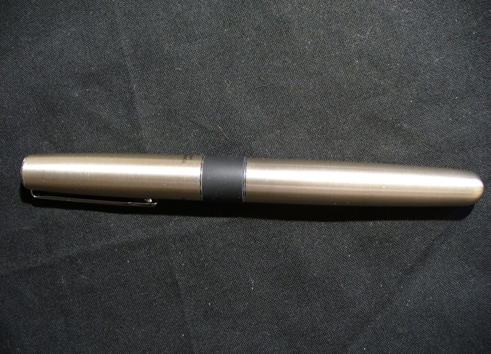 Tombo Japan Large Roller Ballpoint Pen