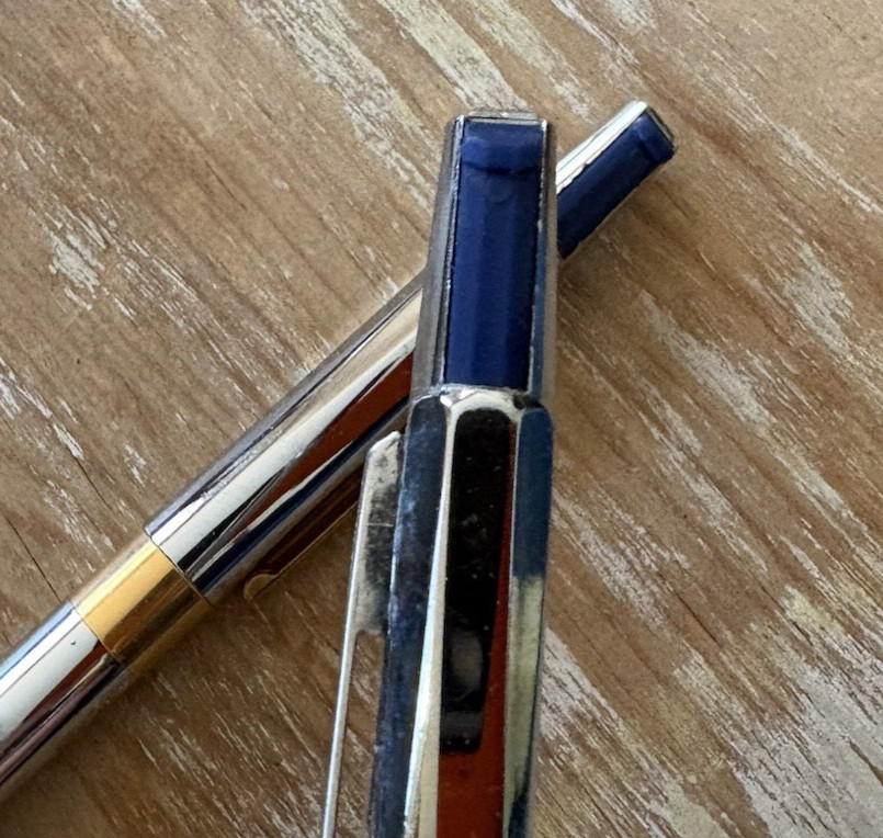 Vintage ballpoint pens Unipeco triangle silver metal chrome body 2 color ink