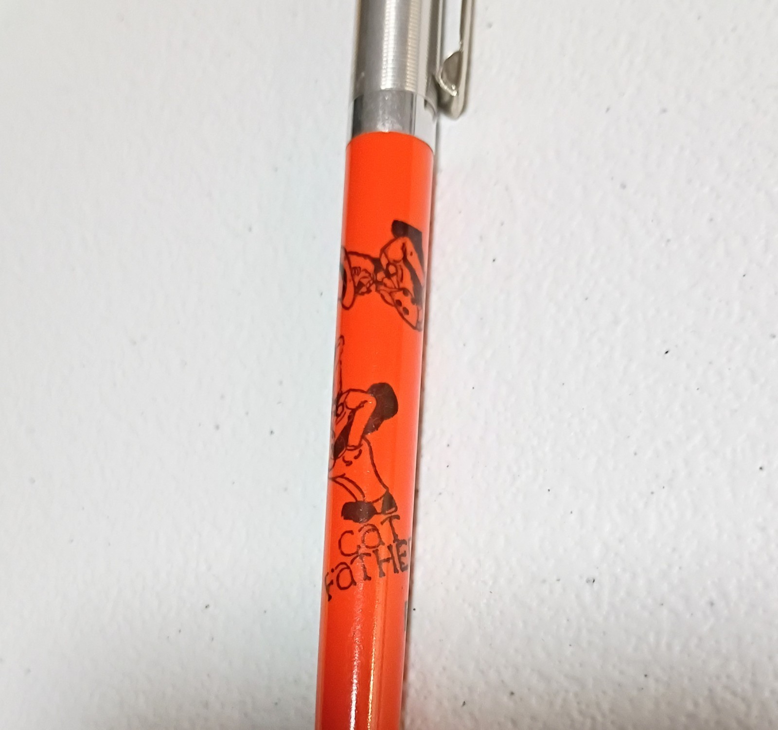 Lot of 2 Vintage Champion Ballpoint Pens Cat Father & Solid Yellow