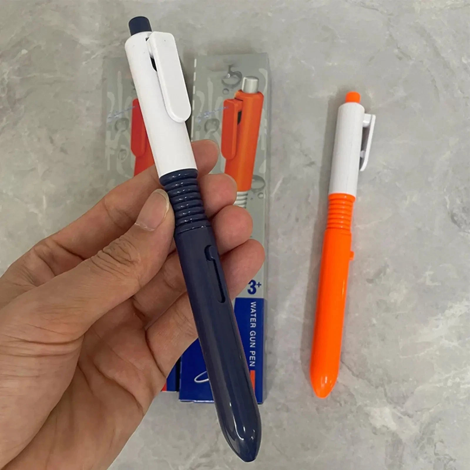 1 Pc Water Spray Pen Prank Ballpoint Pen Novelty Writing Toy