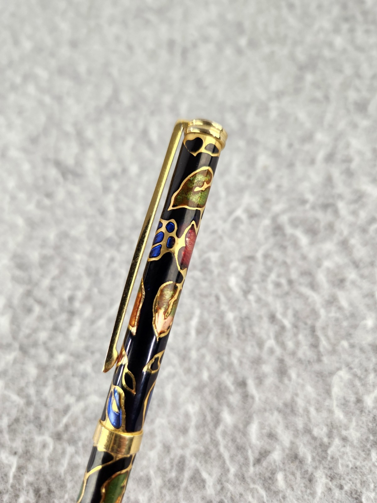 Vintage Chinese Cloisonné Enamel Floral Pen ballpoint Writing Black Iridescent