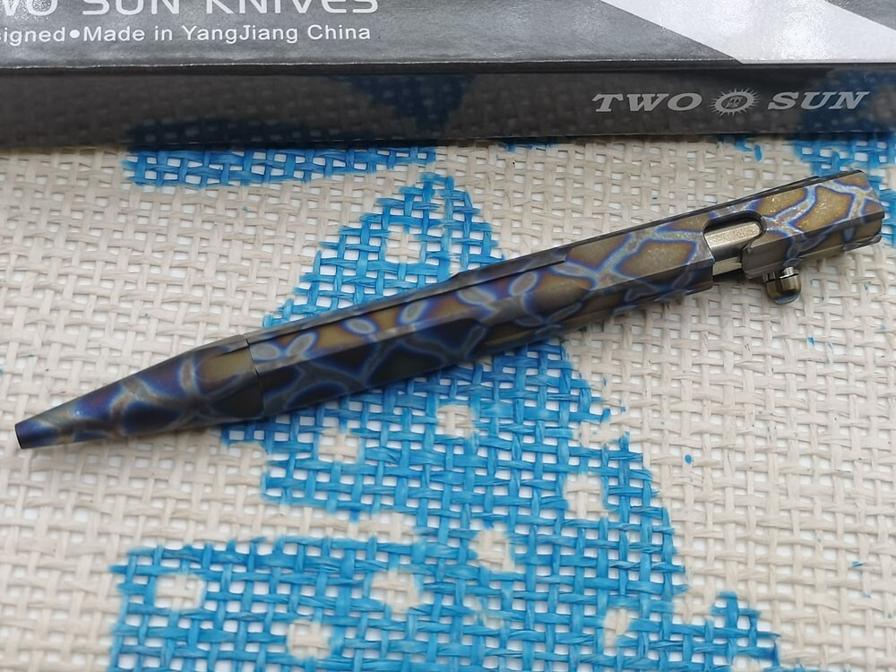 TwoSun TS-PEN02-Fire Outdoor Fire Checkered Tactical Titanium Push Mechanism