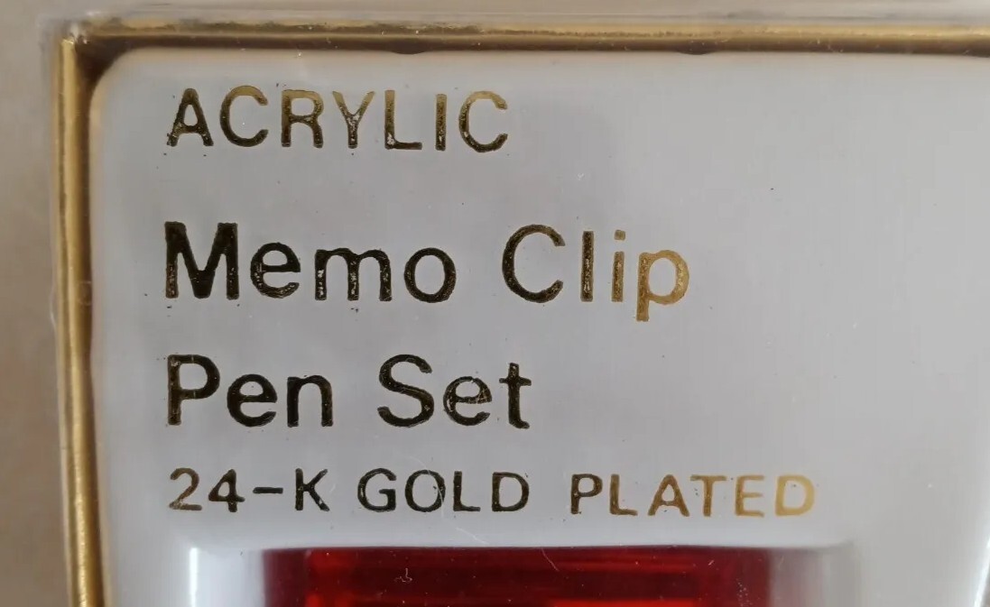 Vintage Red Acrylic Memo Clip Pen Set Stand 24-K Gold Plated Hong Kong