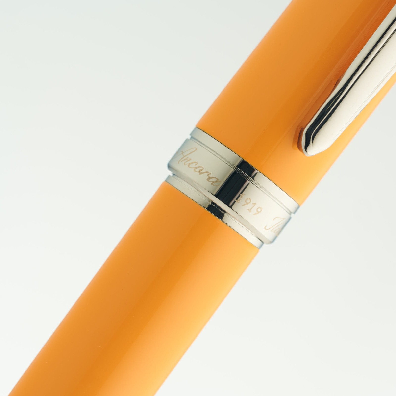 Ancora Messaggio TwistBallpoint Pen LE 888 Made in Italy Luxury Collectible Gift