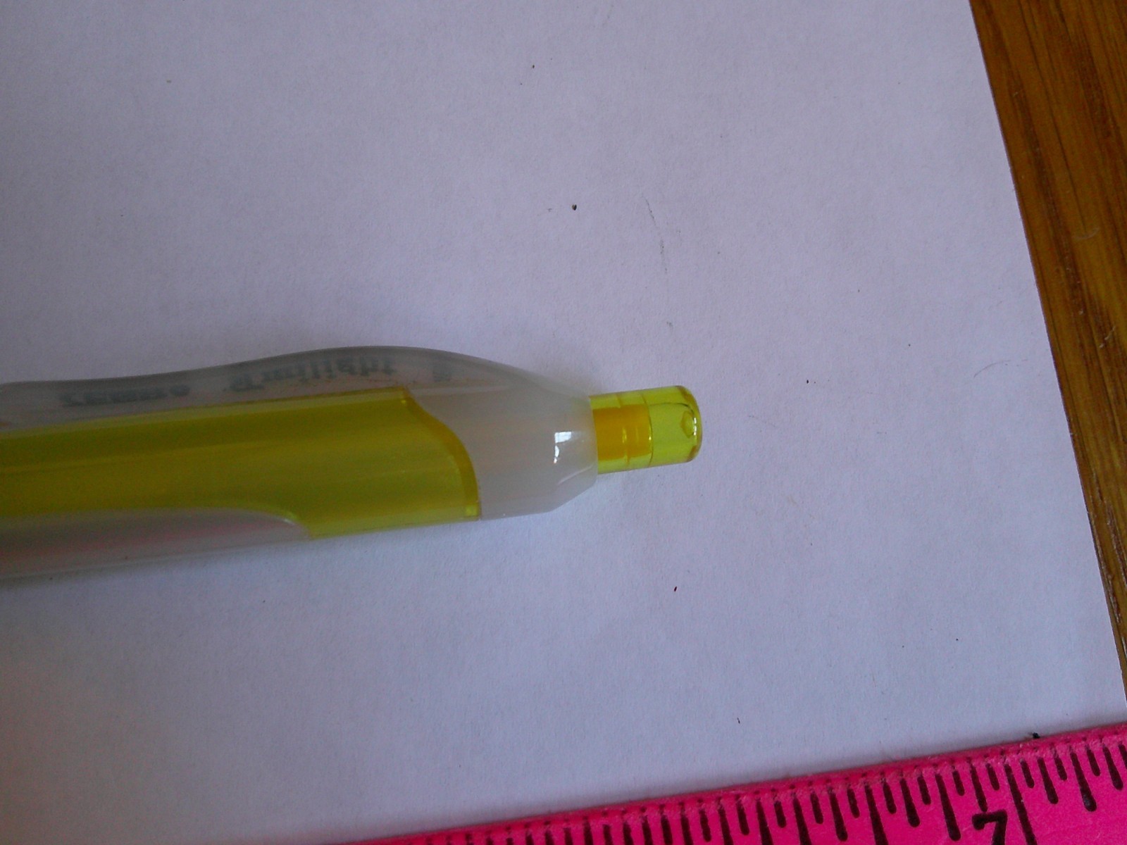 Zebra Twilight Yellow Plastic Refillable Pen DOES NOT WORK – needs new ink