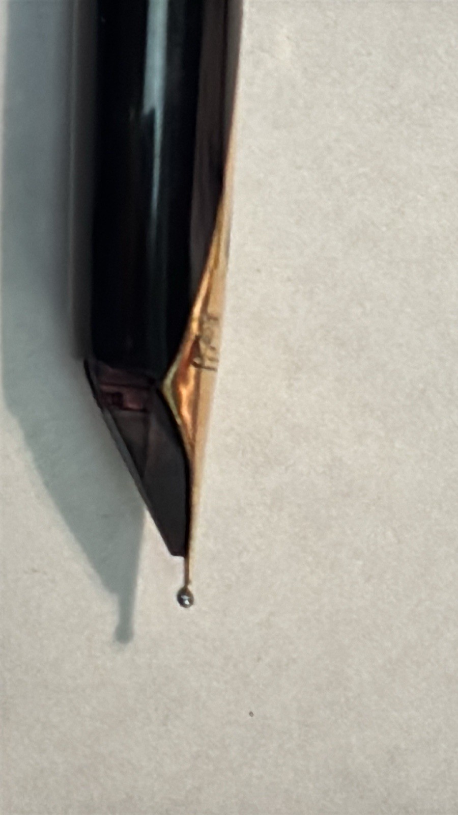 Vintage SHEAFFER TARGA 1005 Imperial Brass Fluted 14K Gold F Nib Fountain Pen