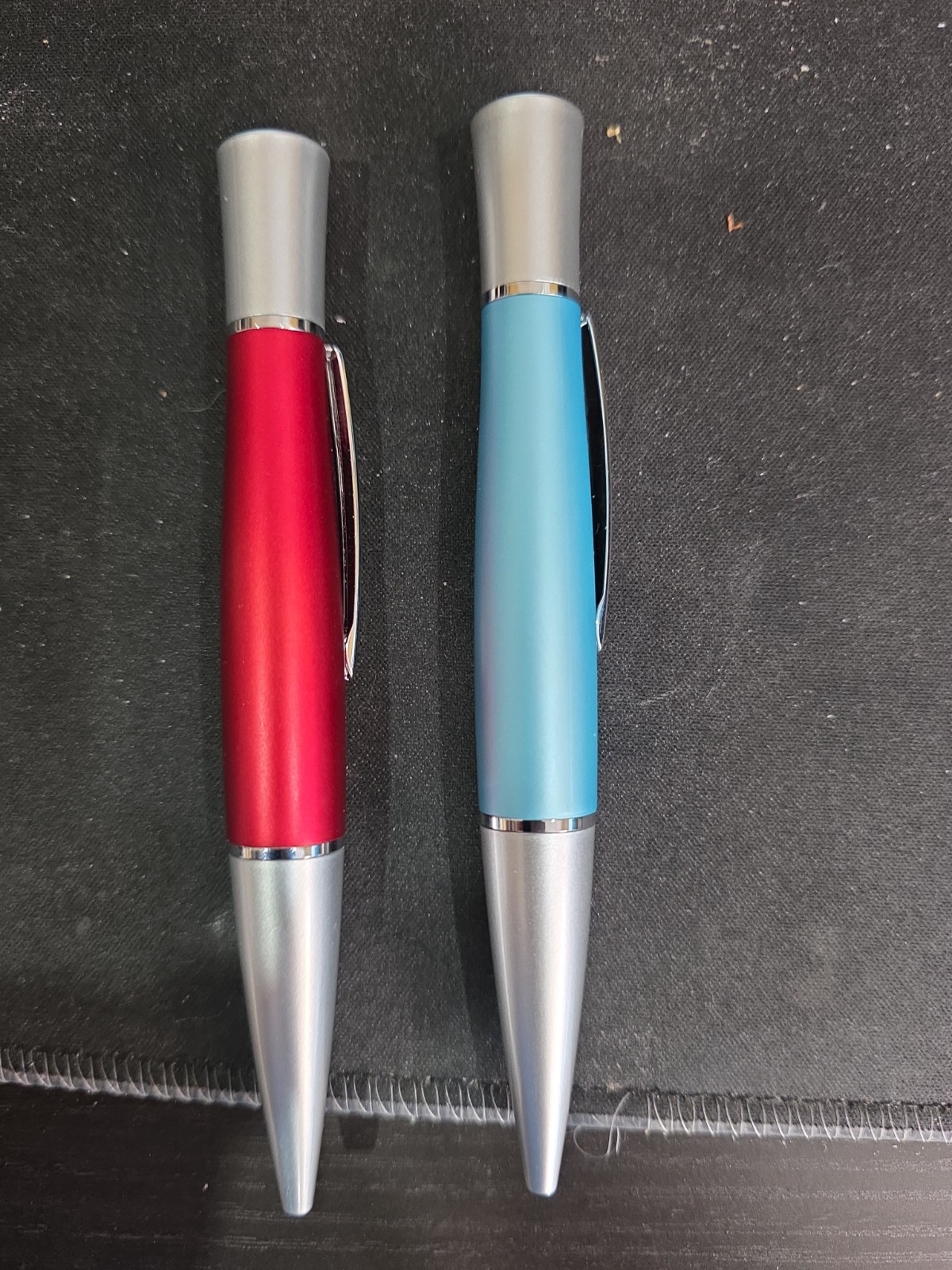 2x Online X-pand Ballpoint Pens, Lilac And Ruby No Box