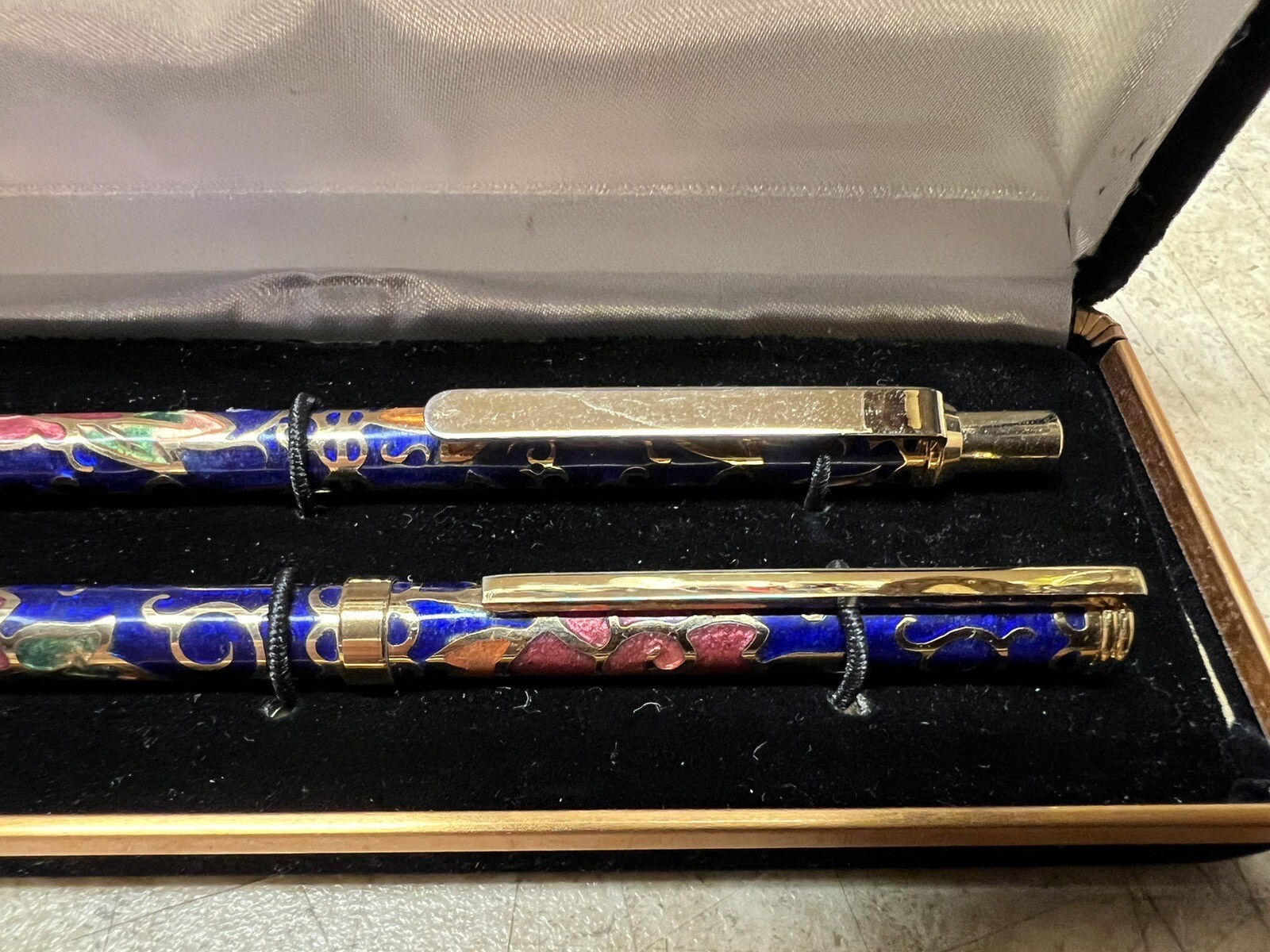 Vintage Cloisonne Blue Floral Enameled Ballpoint Pen and Pencil Set Beautiful
