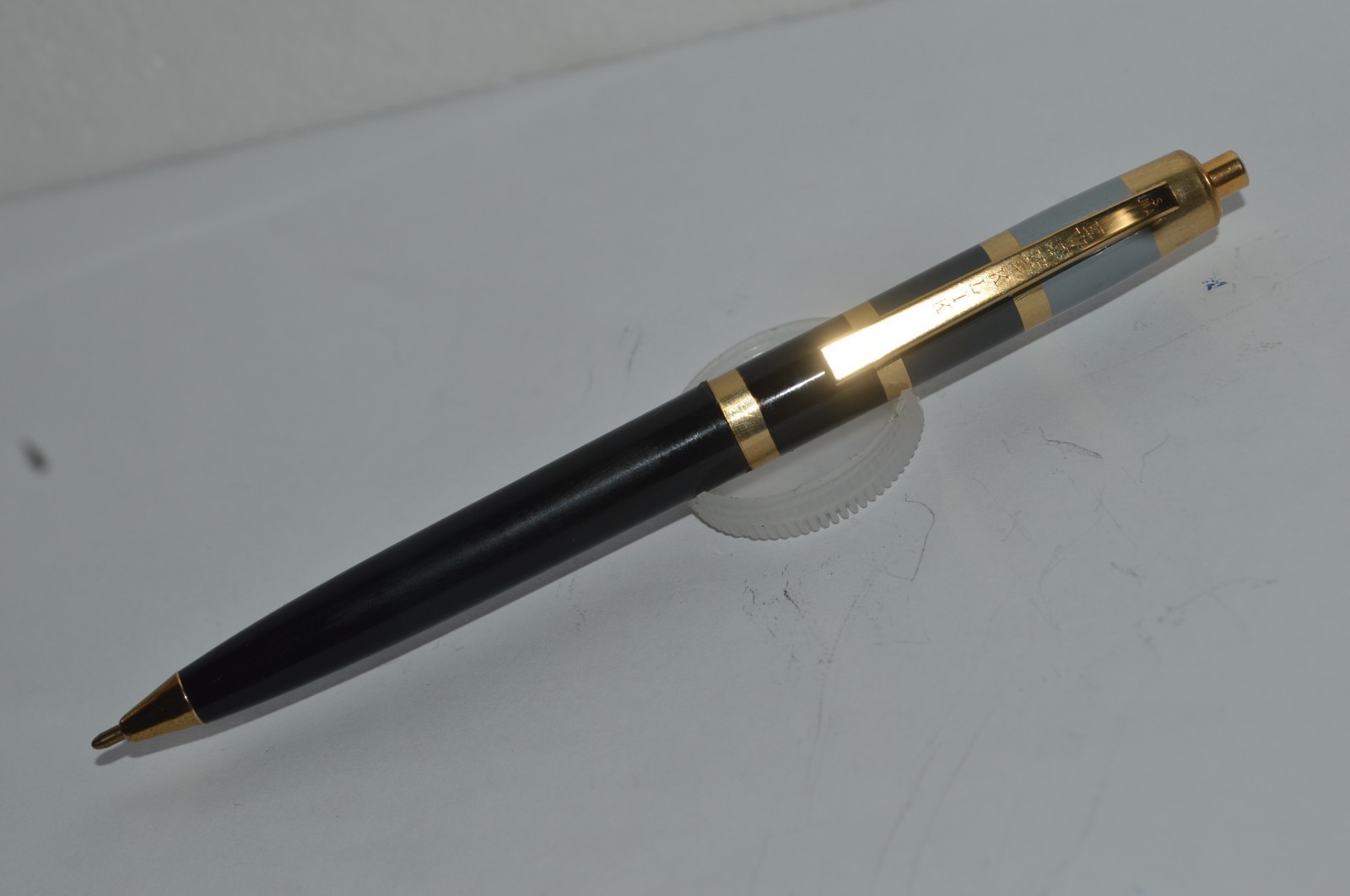 KWIK KLIK Ballpoint Pen New-Old Stock Black Barrel Metal Cap Made In USA 1960s