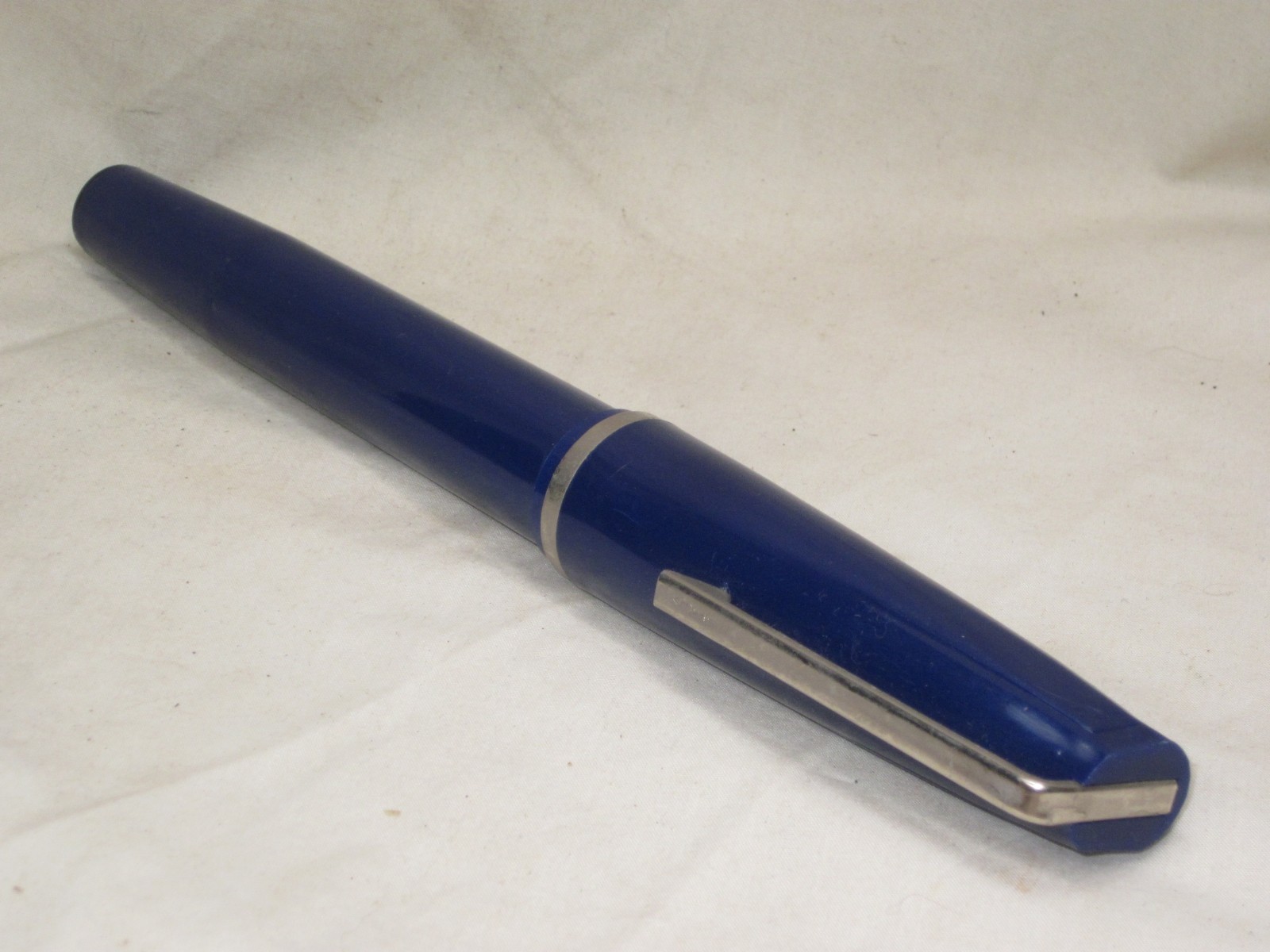 vintage jumbo ballpoint pen 8.75″ Italy blue w/ cap oversize giant *needs ink