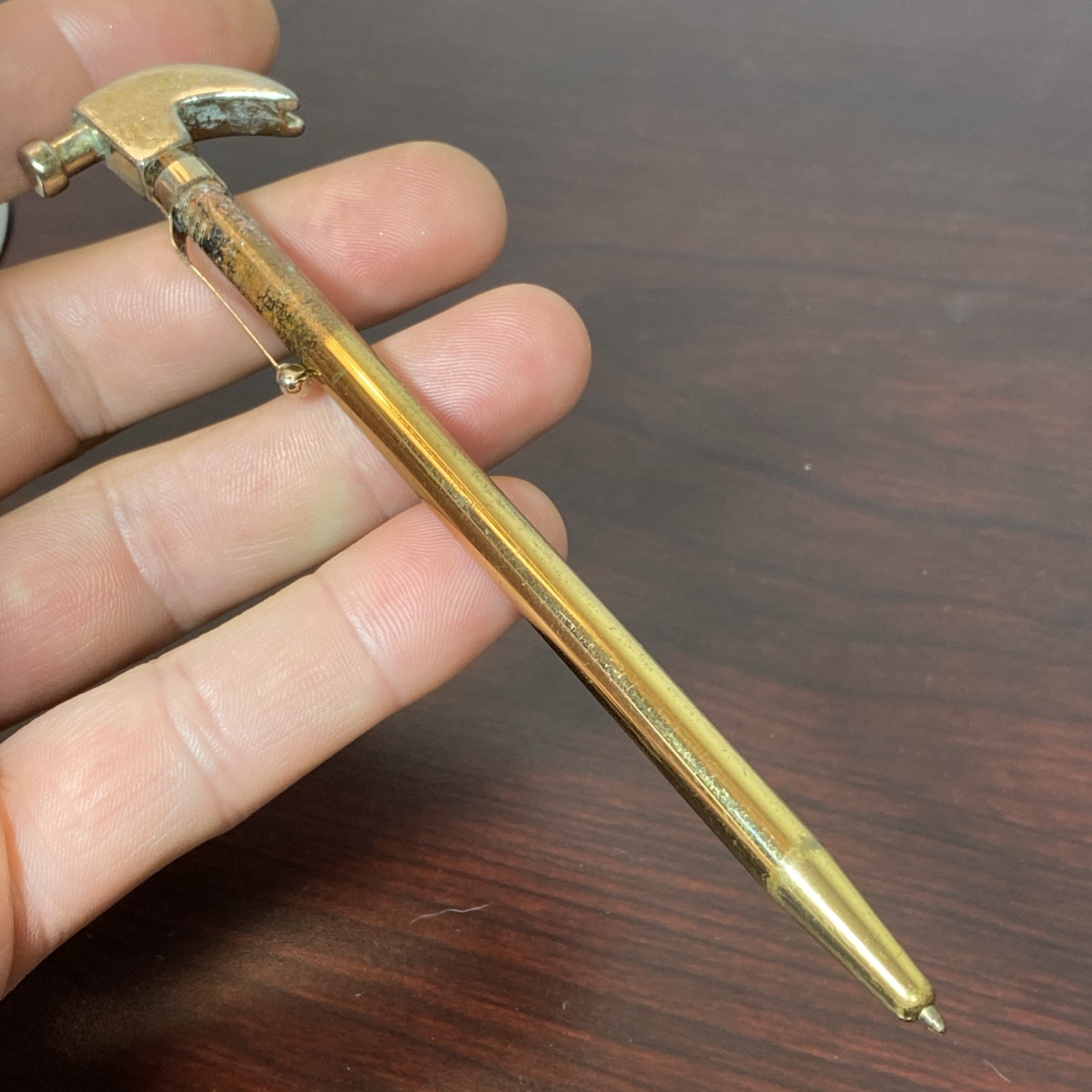 Vtg GOLD TOLD Brass Mini Carpenter HAMMER BALL POINT PEN POCKET CLIP USA Novelty