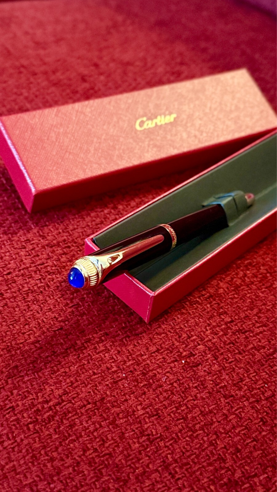Cartier VIP Ad Gift Yellow Gold Finish Rollerball Pen – New in Box | Refillable
