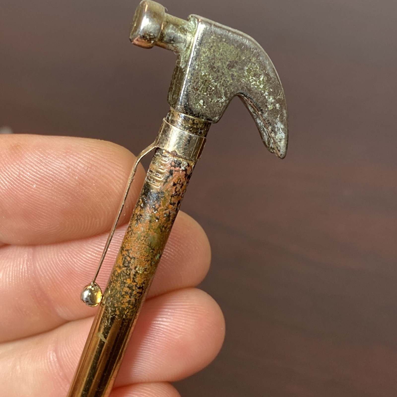Vtg GOLD TOLD Brass Mini Carpenter HAMMER BALL POINT PEN POCKET CLIP USA Novelty