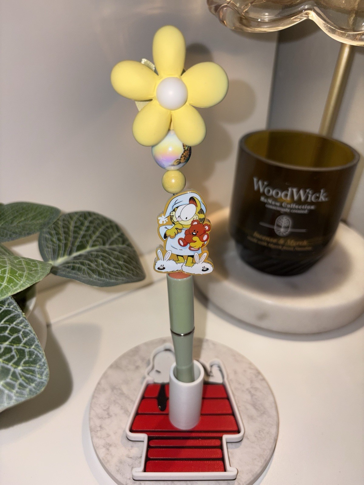 Yellow 3D Flower Character Pen